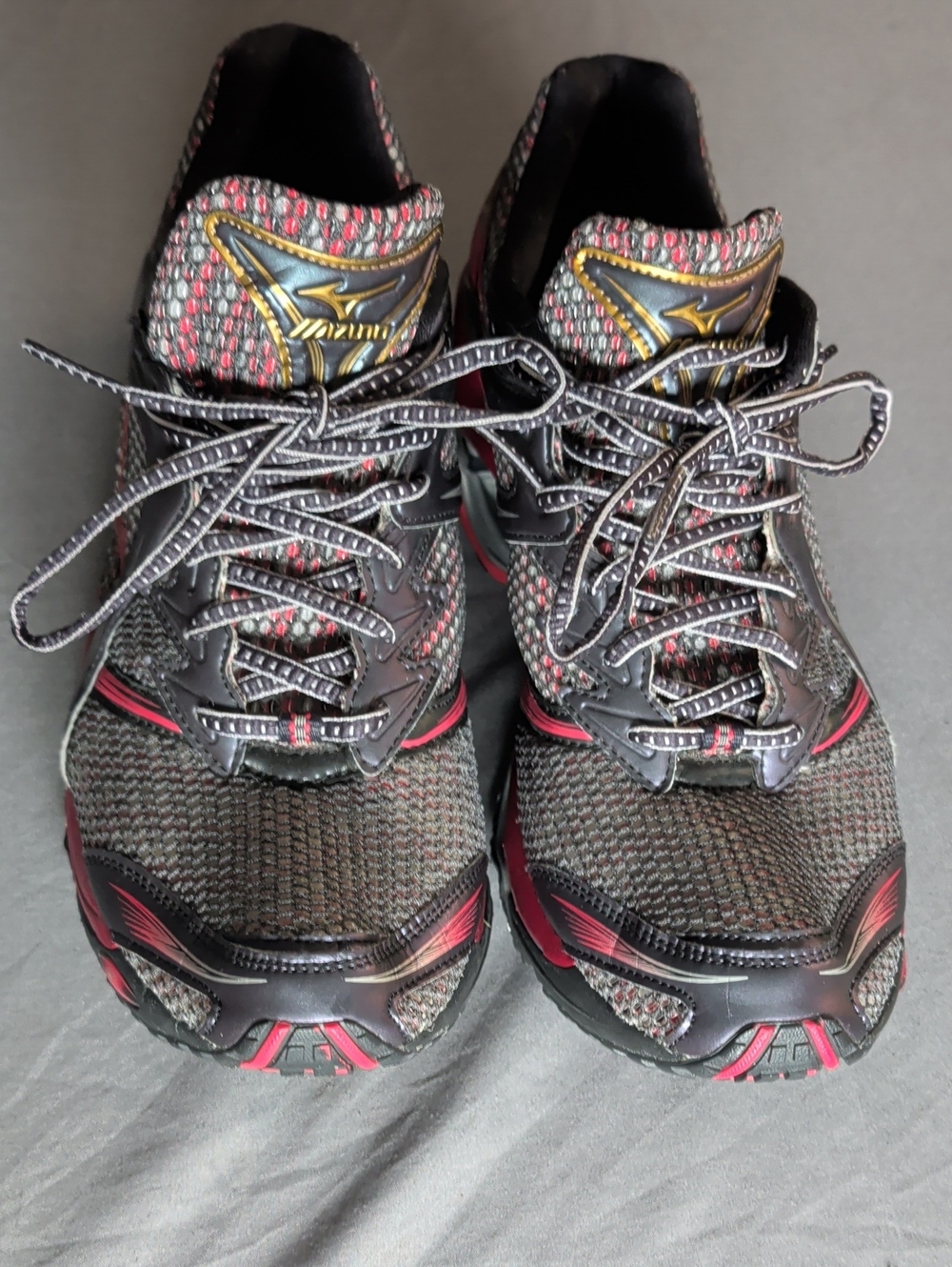 Mizuno Mens Running Shoes Size 10